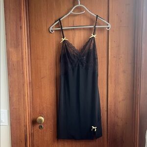 Chic Black Lace Chemise with Bow Accents